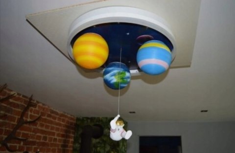 LAMPA SUFITOWA Z ASTRONAUTA PLANETA NIEBO KOSMOS KSIEŻYC **Kraina światła