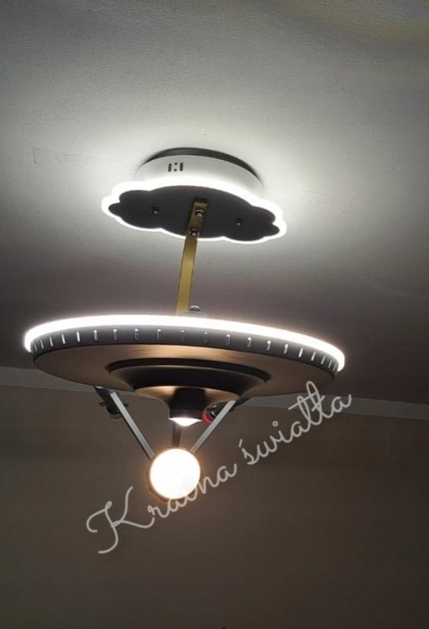 UROCZA LAMPA SUFITOWA STATEK KOSMICZNY STAR TREK POKÓJ DZIECKA LED + E14